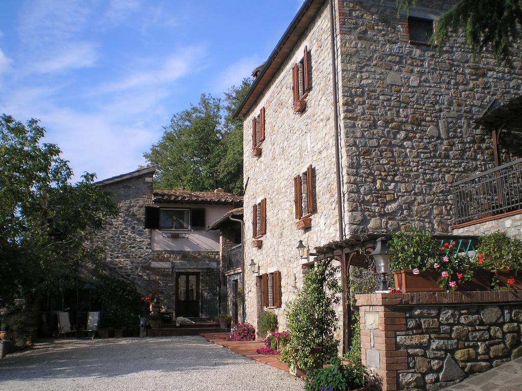 Hostal Il Poggiolo Di Parrano Exterior foto